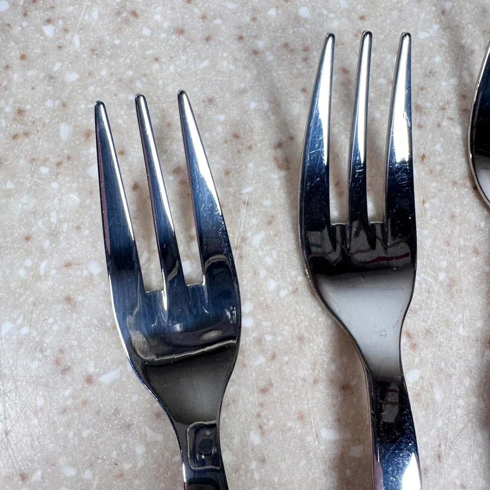 Inox 18/10 Italy Cream Faux Bone Handle Fish Serving Set‎ 6 Forks + Server